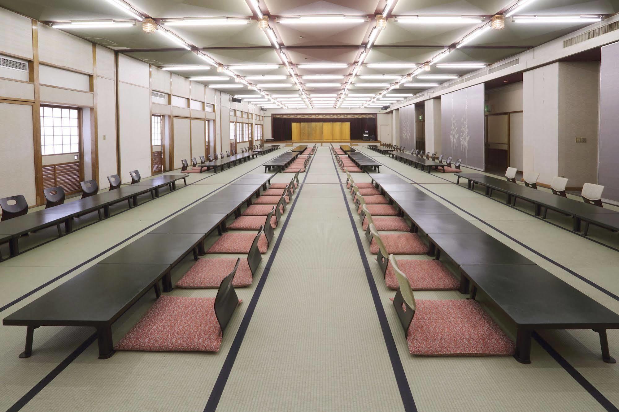 Kira Kanko Hotel Nishio Bagian luar foto